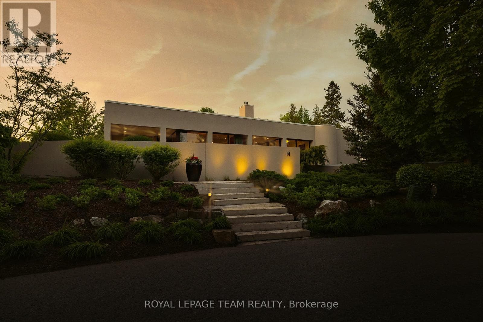 14 KANATA ROCKERIES PRIVATE — photo 1
