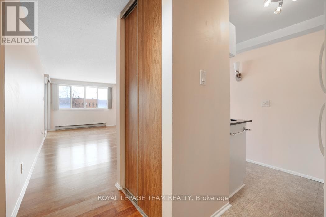 205 - 6532 BILBERRY DRIVE — photo 3