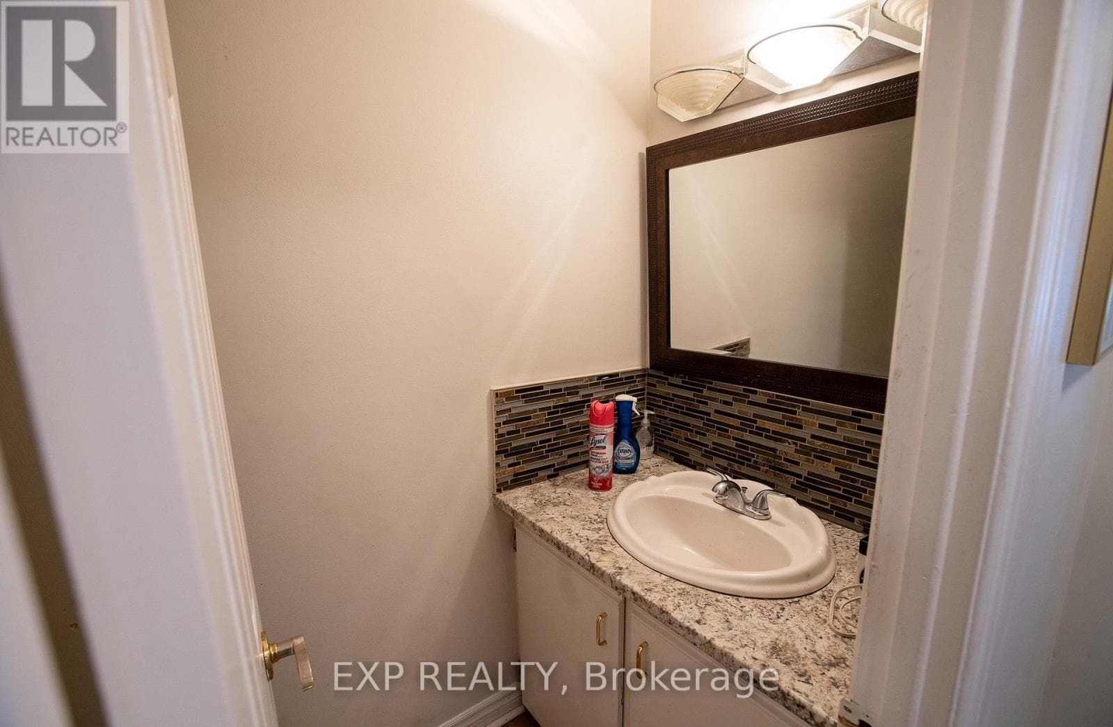 1108 GRENOBLE CRESCENT — photo 4