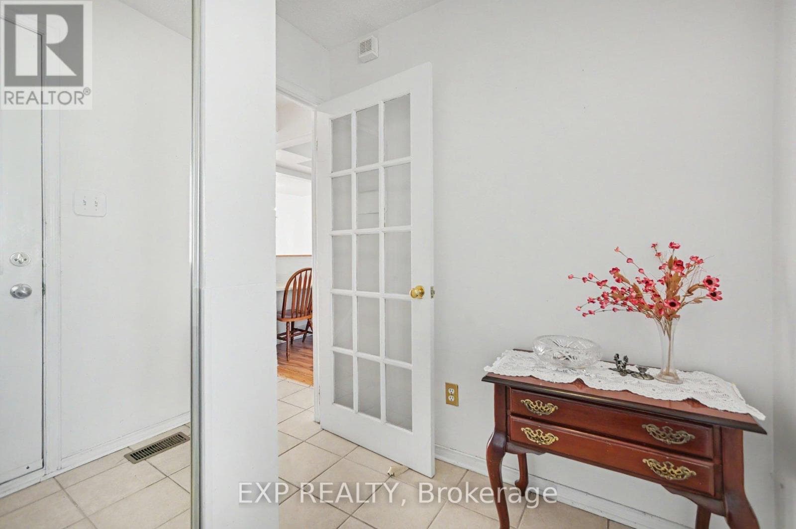 61 MONTEREY DRIVE — photo 3
