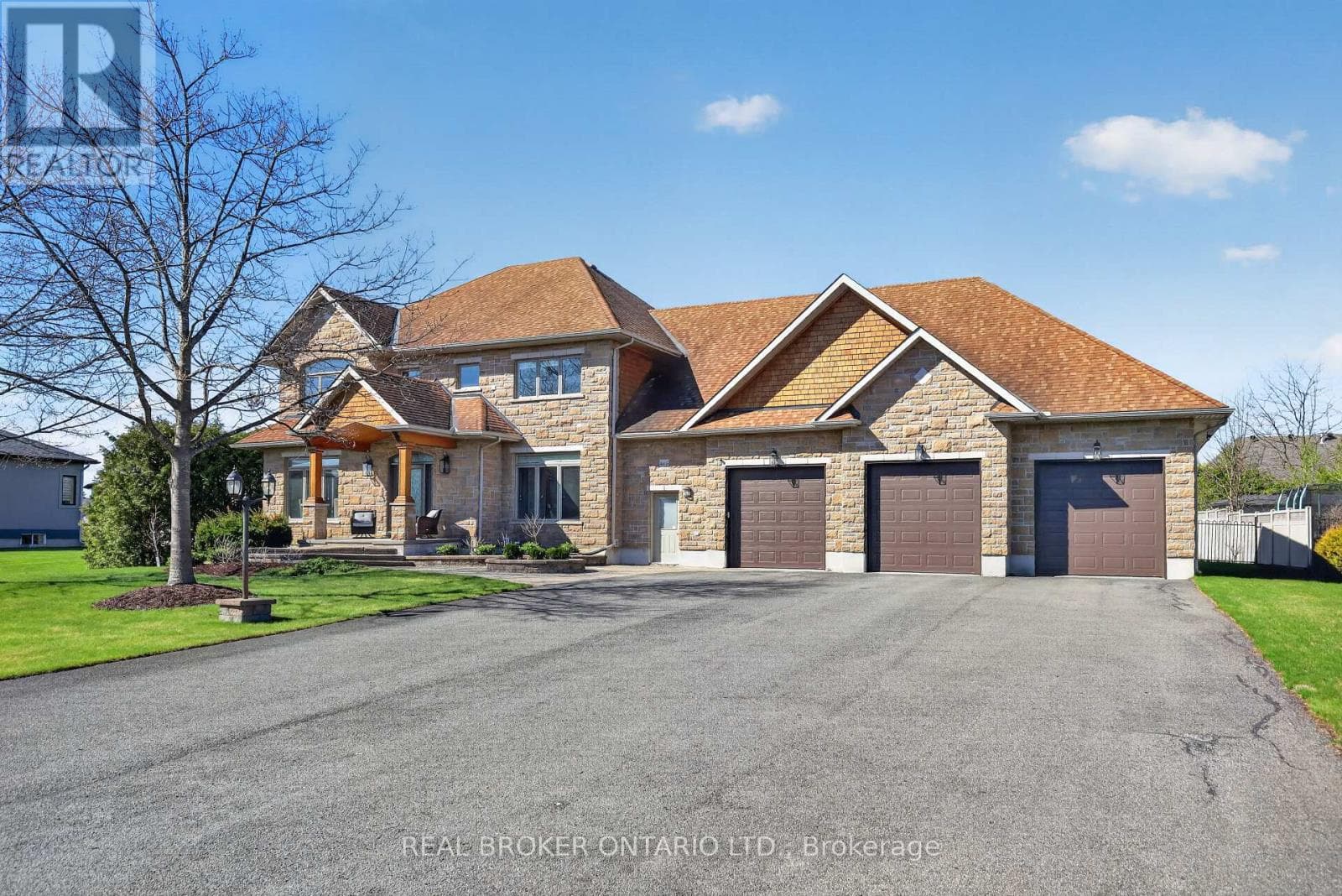 465 LOCKMASTER CRESCENT — photo 1
