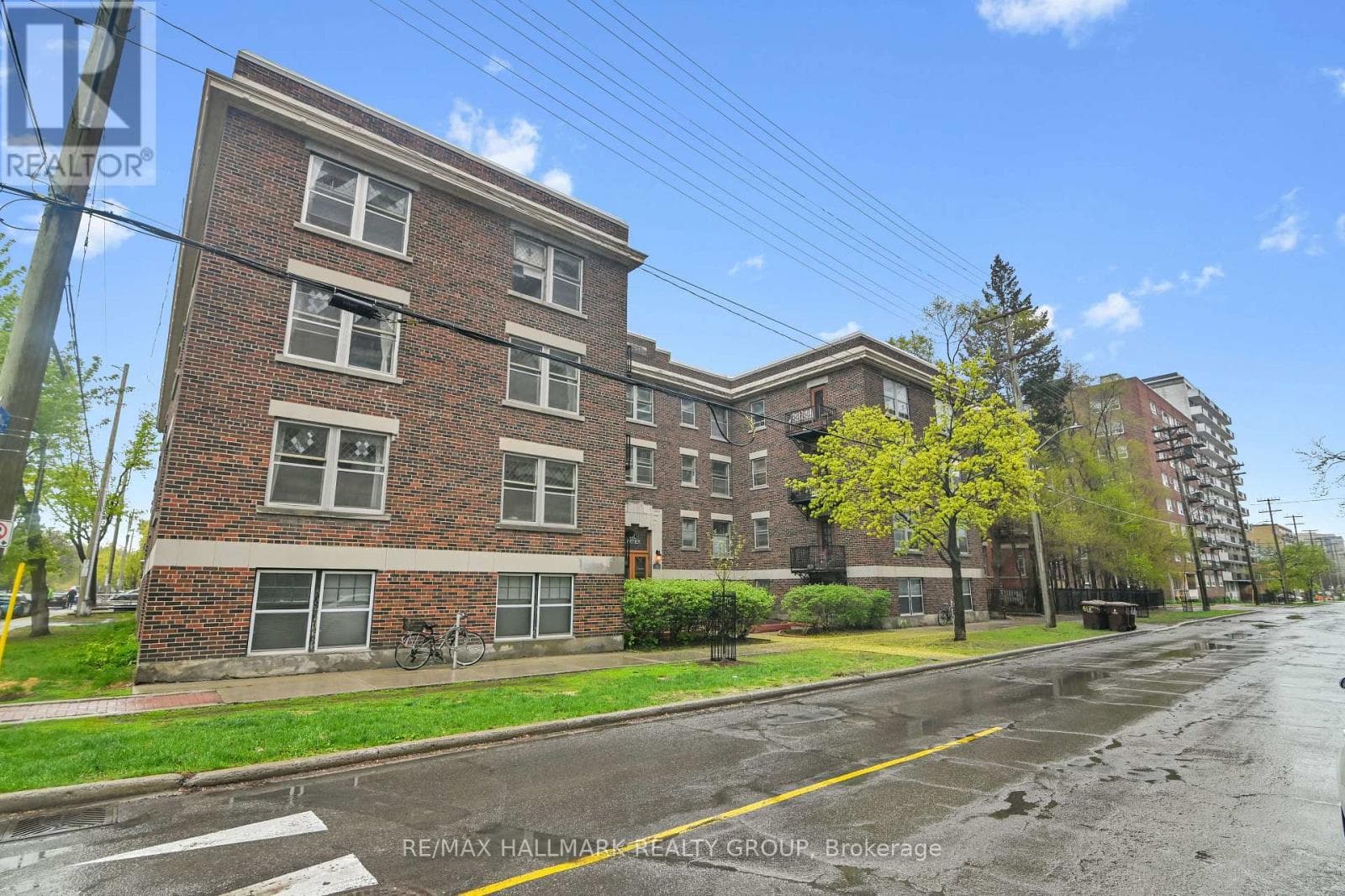 61 CARTIER STREET — photo 2