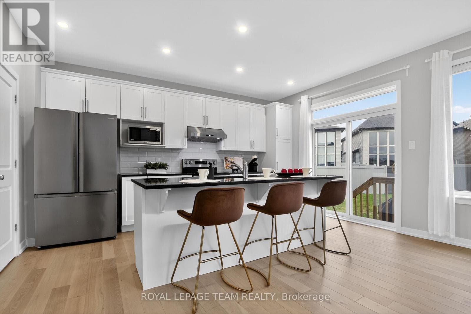 408 GIDRAN CIRCLE — photo 3