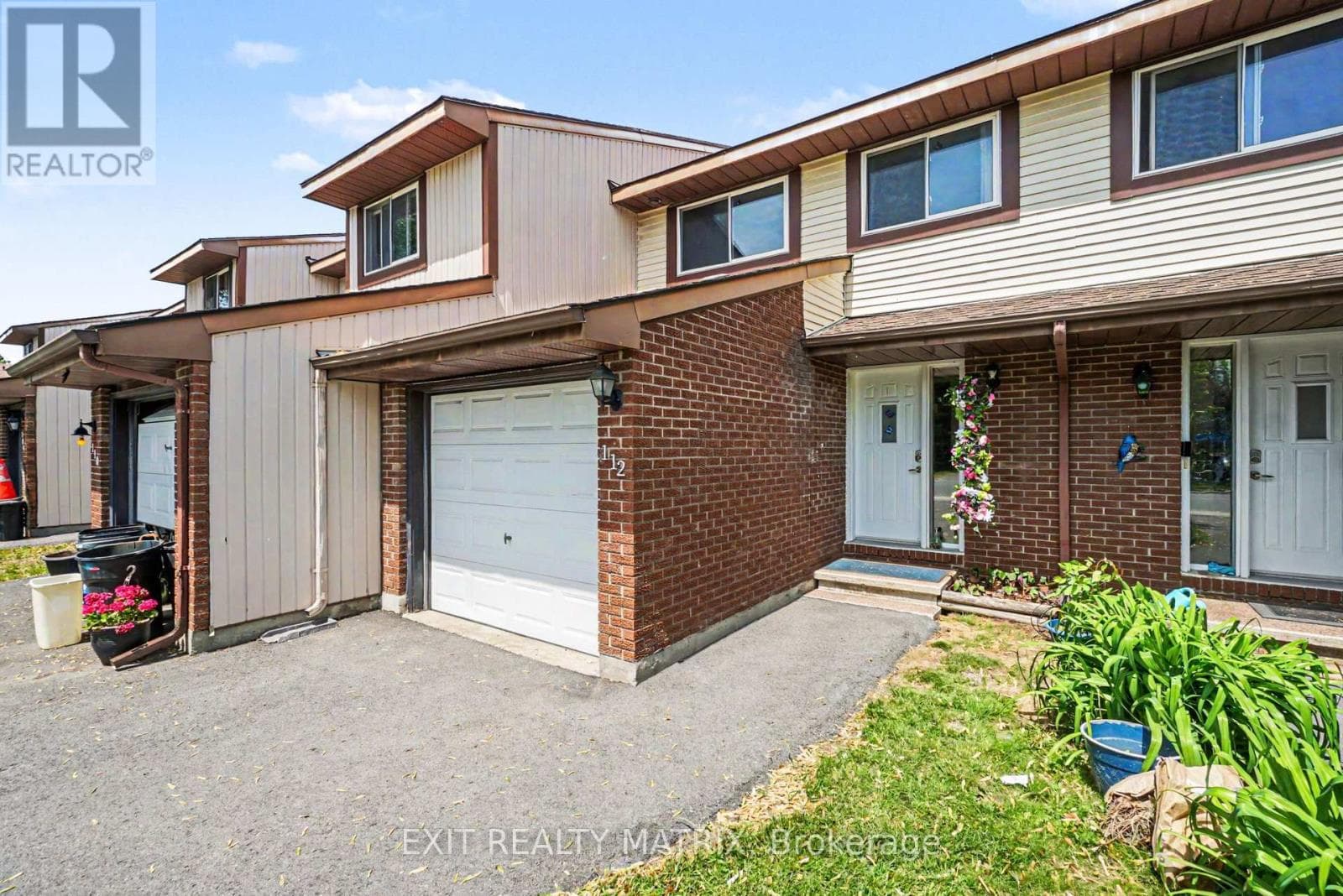 112 CASTLEFRANK ROAD — photo 2