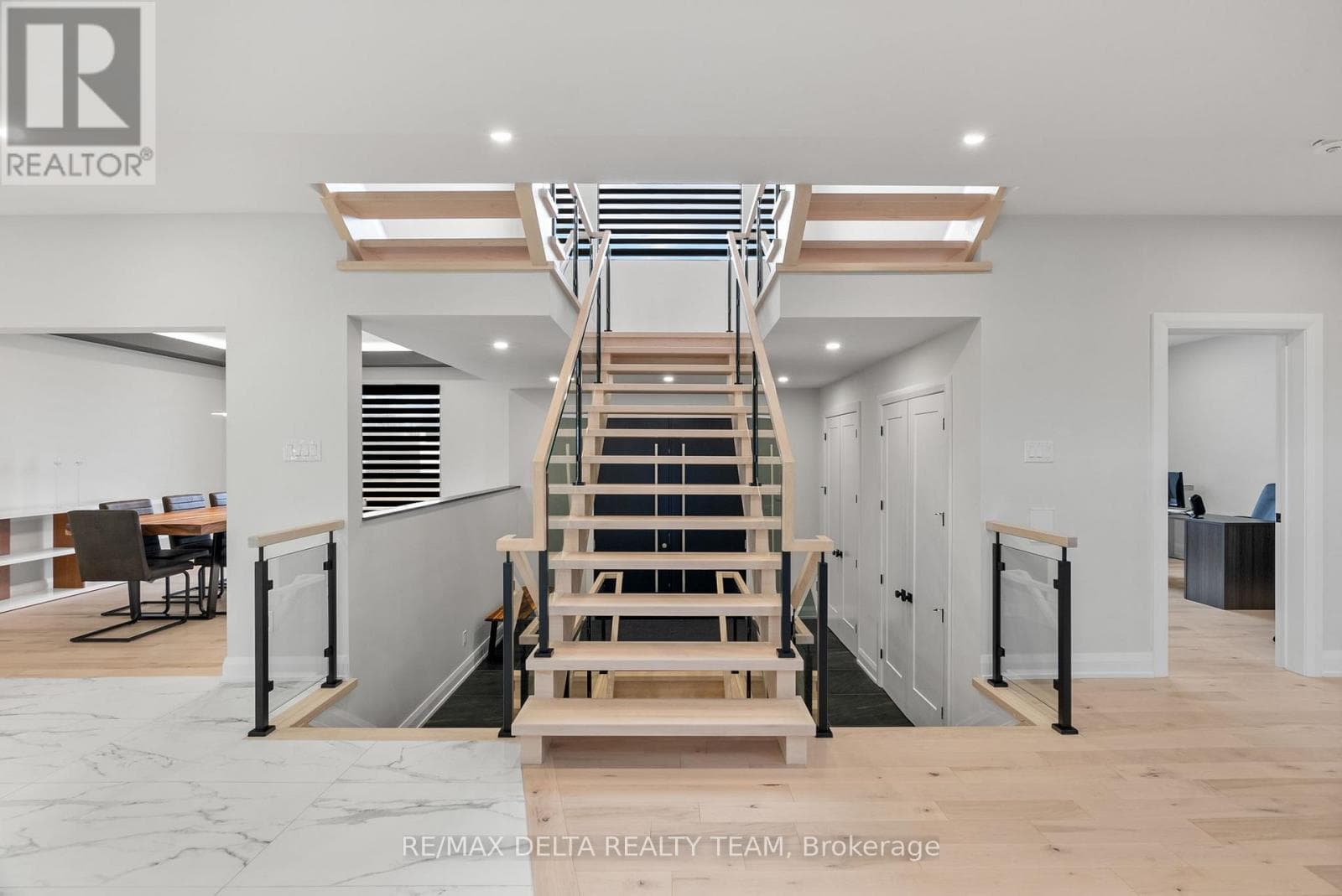 663 BALLYCASTLE CRESCENT — photo 3