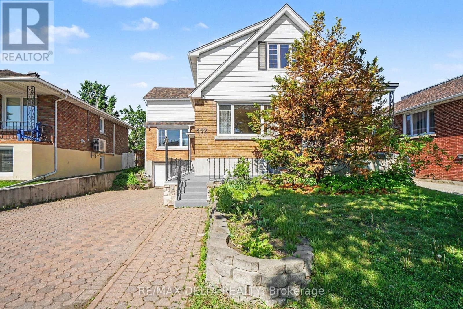 352 LACASSE AVENUE — photo 2