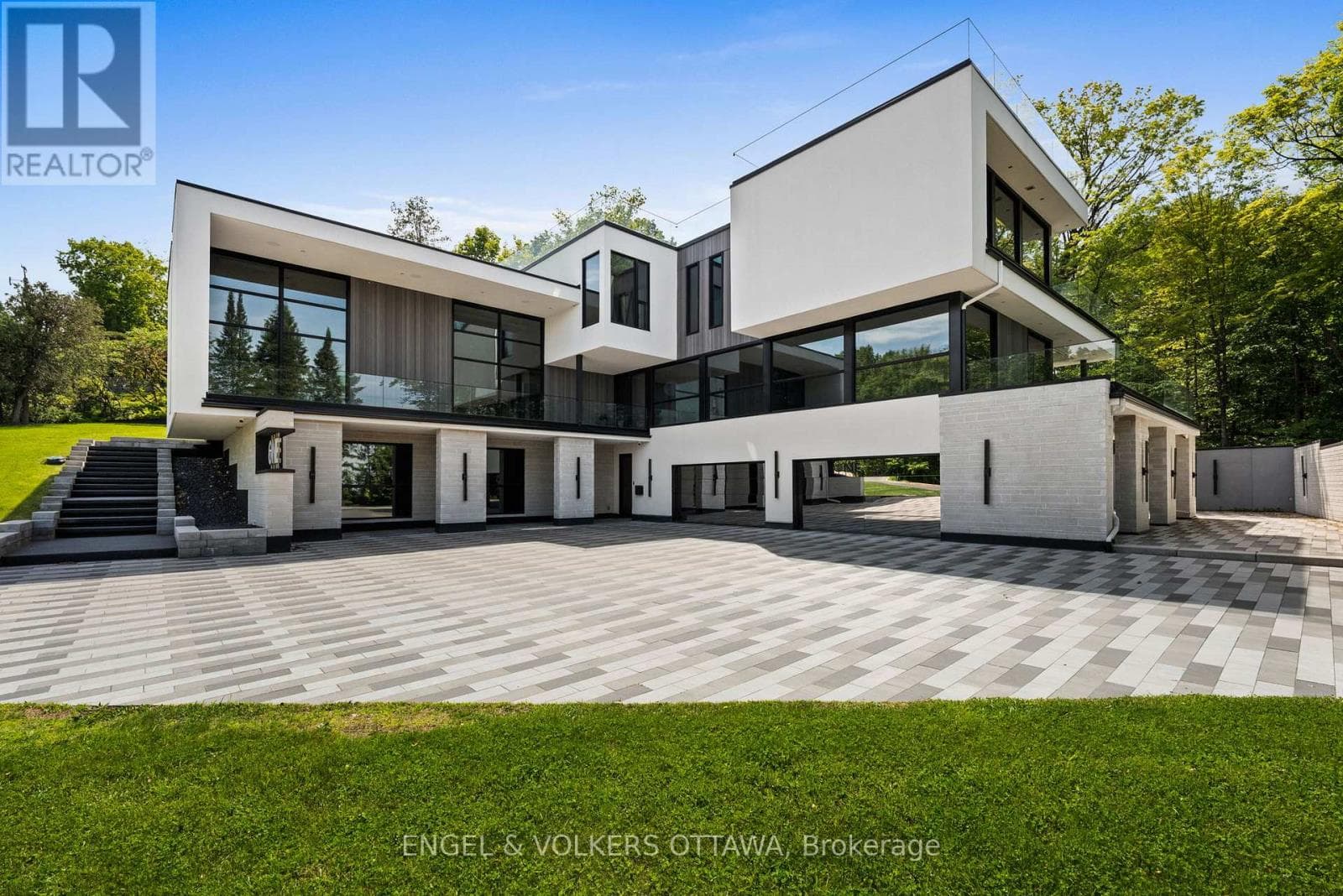 1 DELONG DRIVE — photo 2