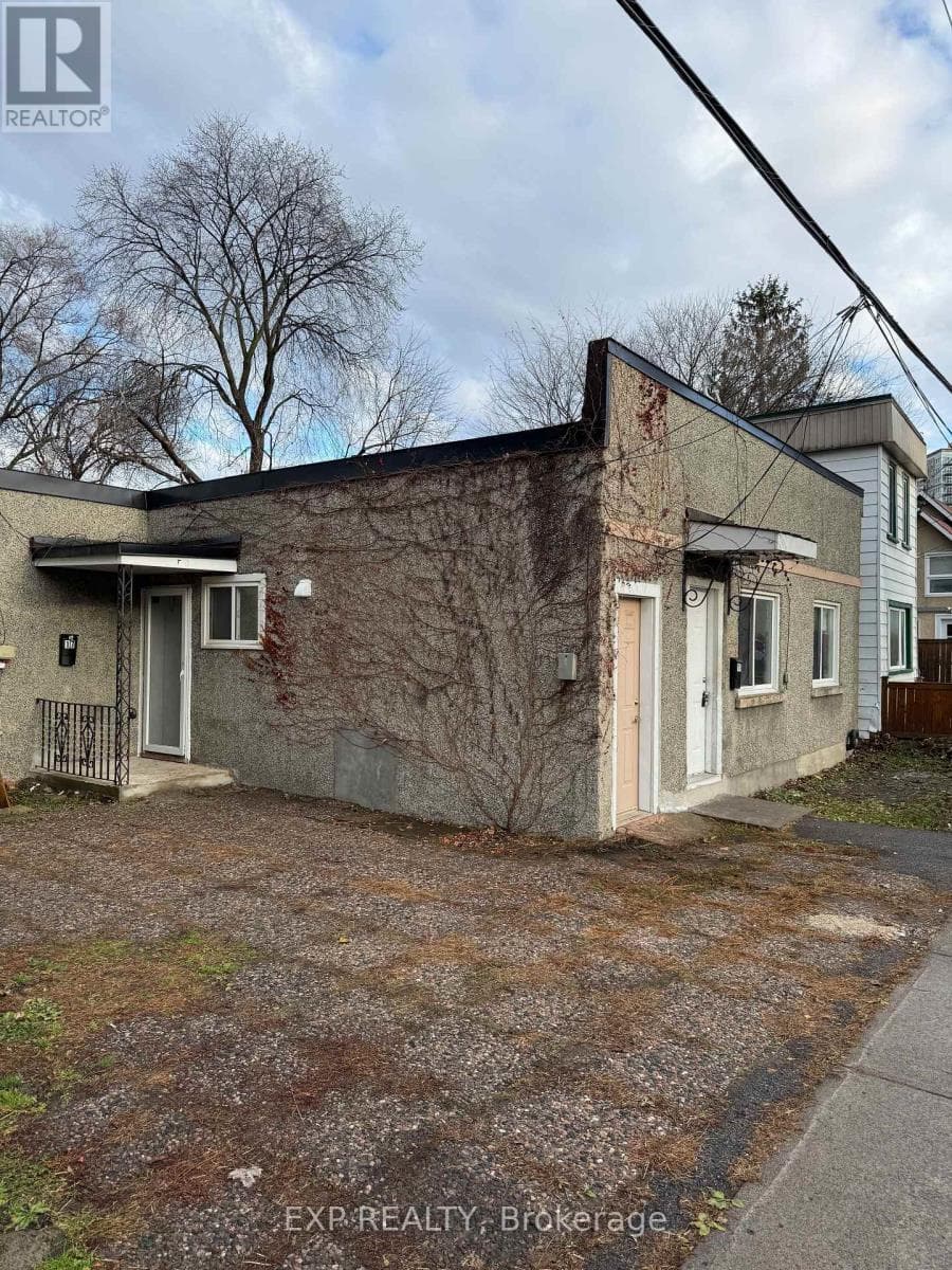 17 LOYER STREET — photo 1