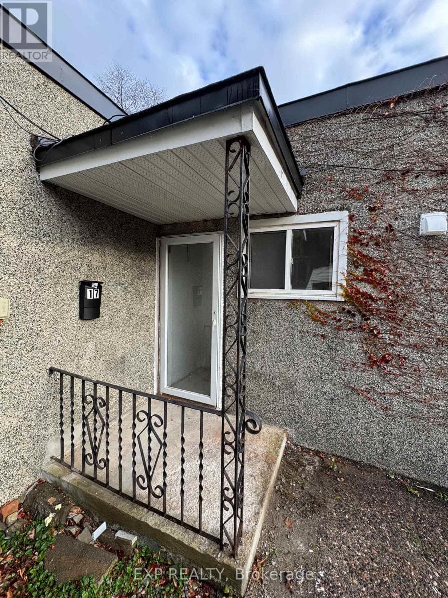 17 LOYER STREET — photo 2
