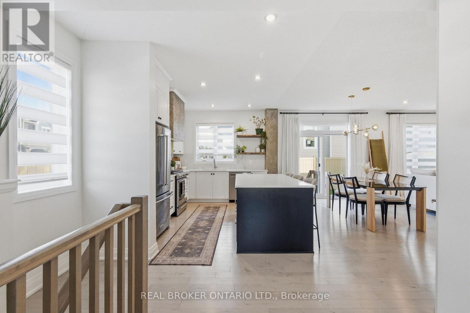 358 LAMARCHE AVENUE — photo 4