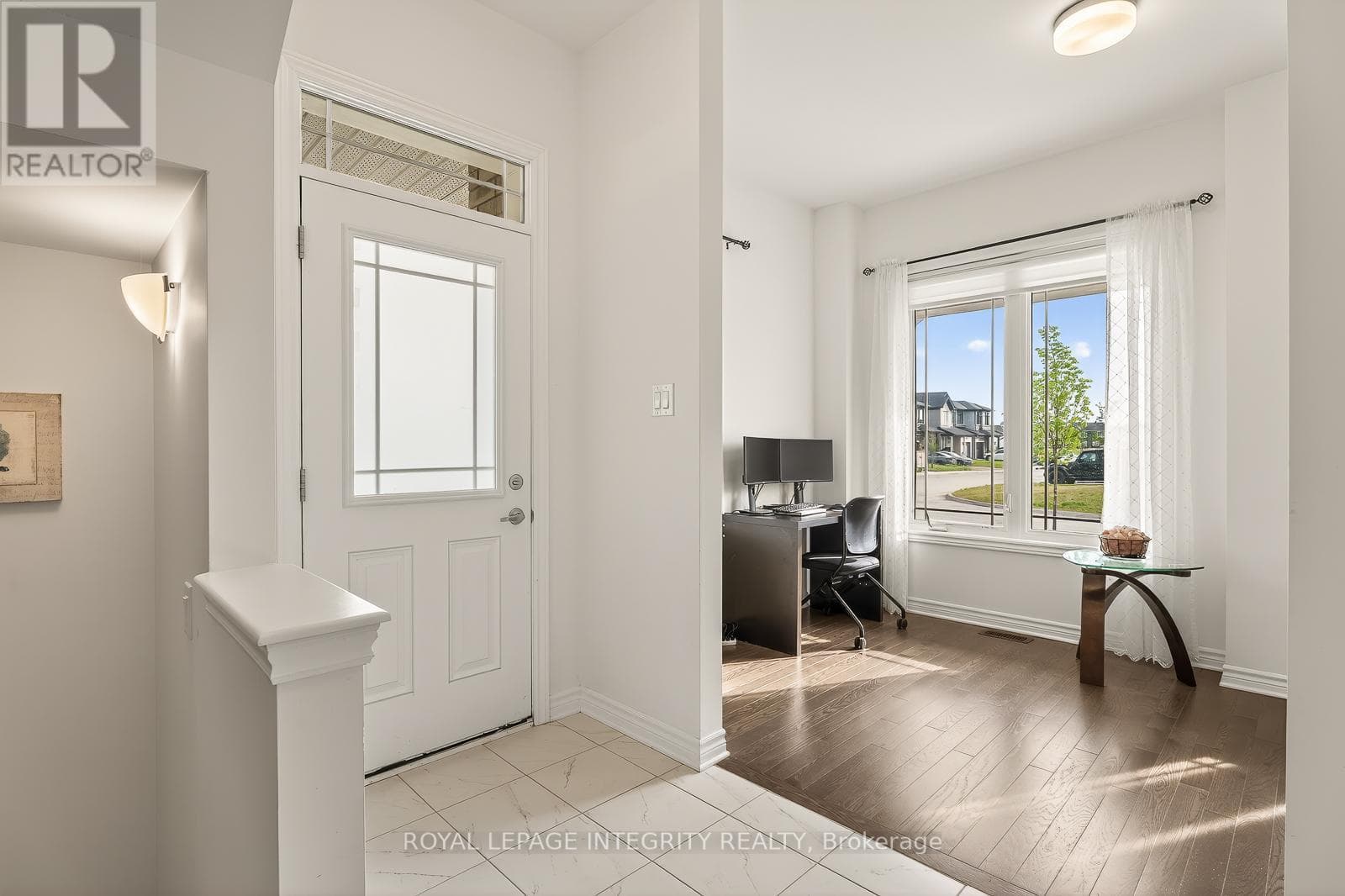 655 PERSIMMON WAY — photo 4