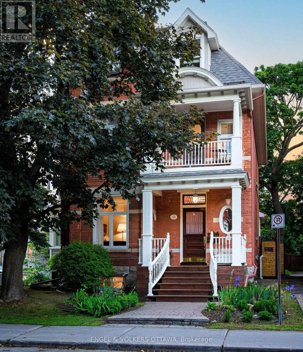 119 STRATHCONA AVENUE — photo 1