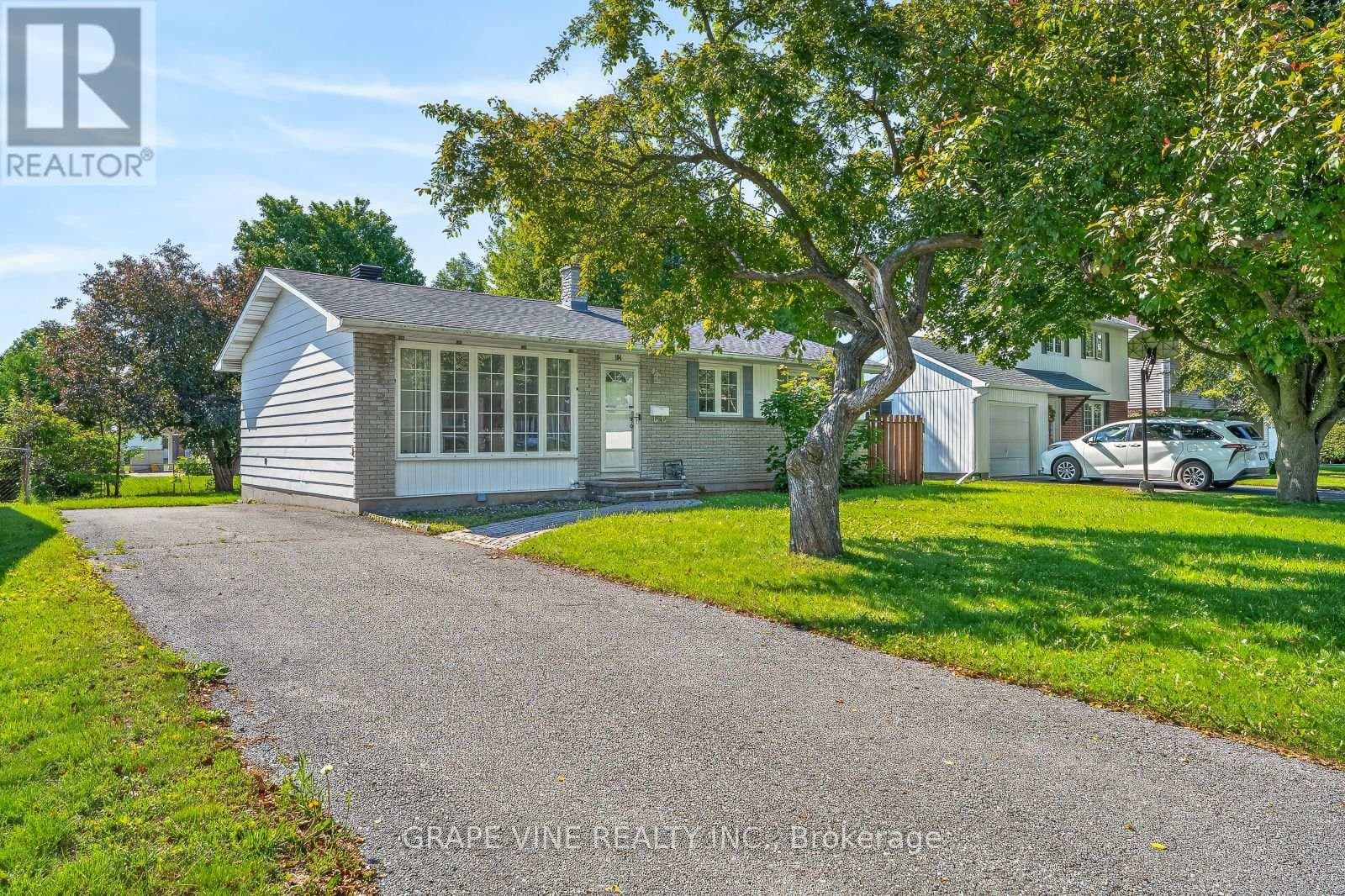 104 ORIOLE AVENUE — photo 3