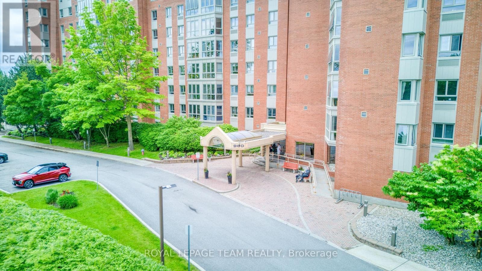 401 - 960 TERON ROAD — photo 2