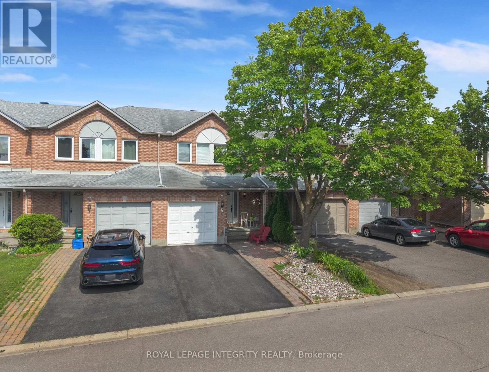 7 WESTPOINTE CRESCENT — photo 3