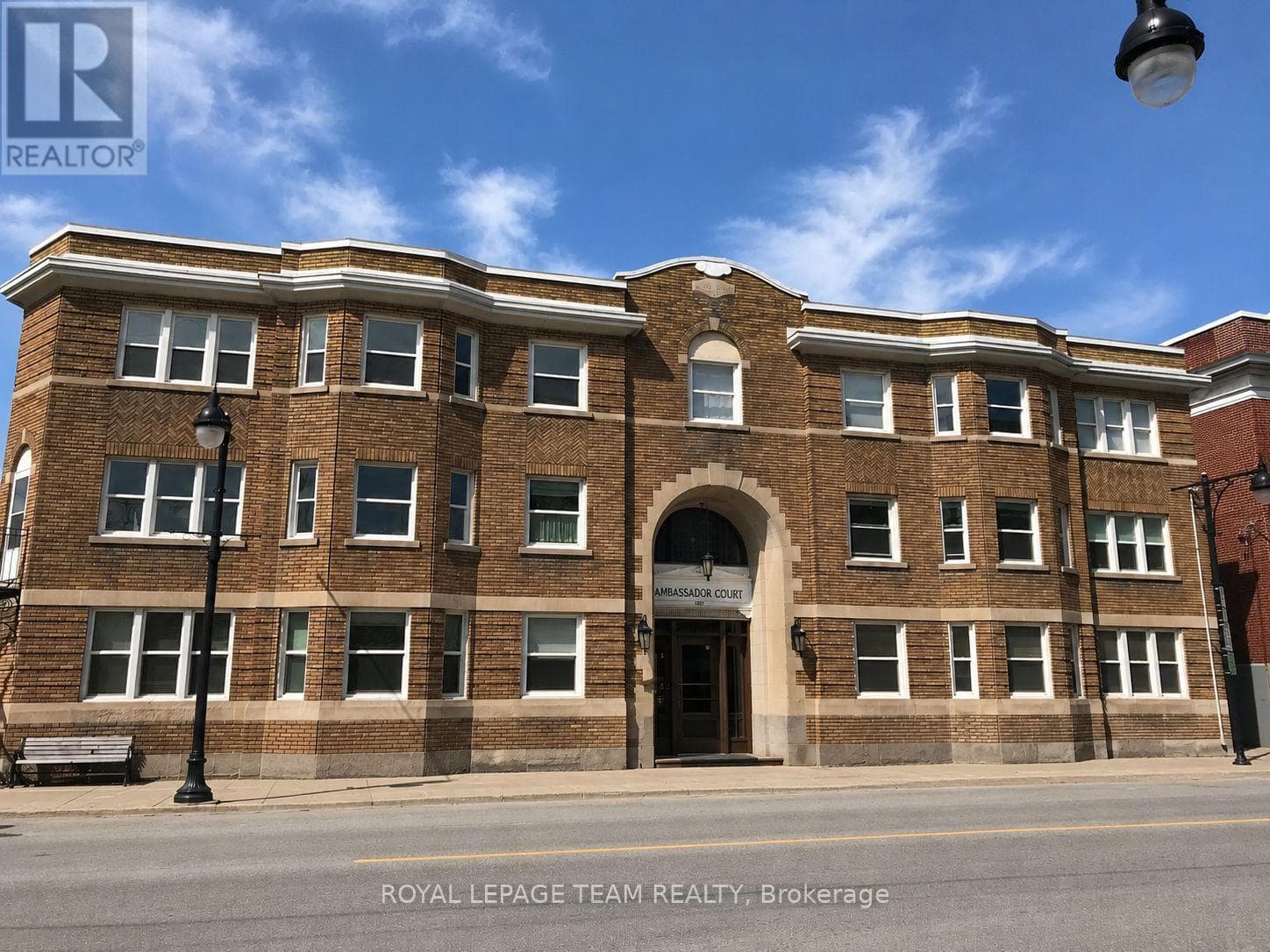14 - 612 BANK STREET — photo 1
