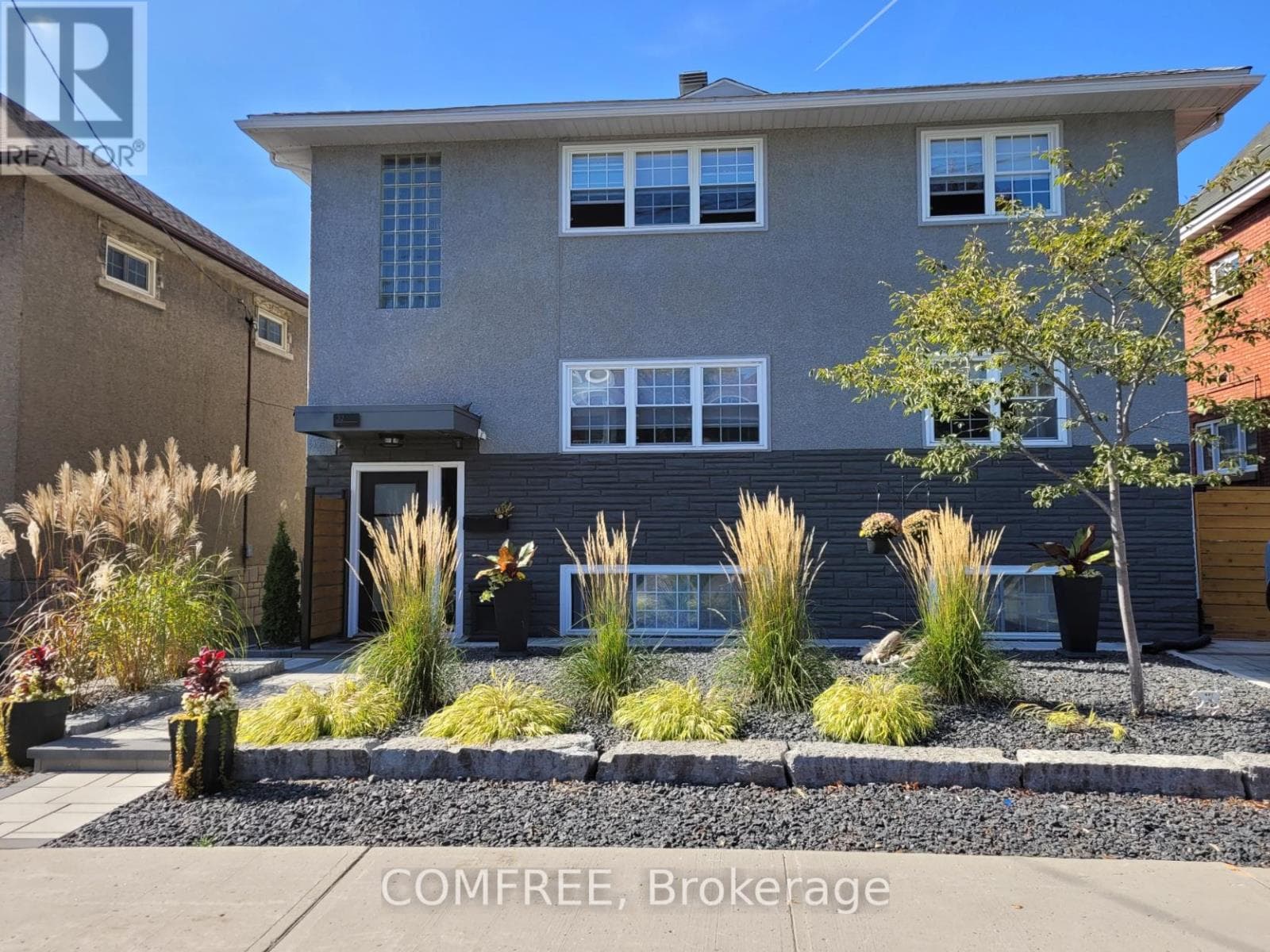 32 ST FRANCIS STREET — photo 1