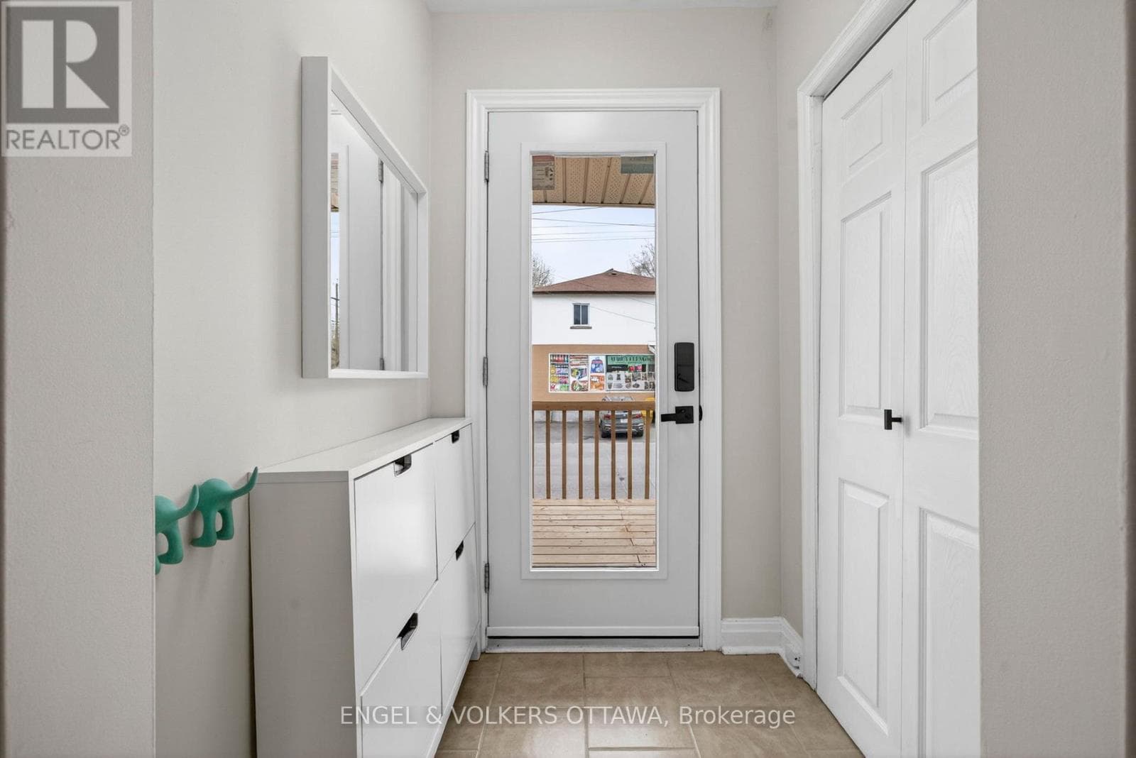 344 RICHELIEU AVENUE — photo 3