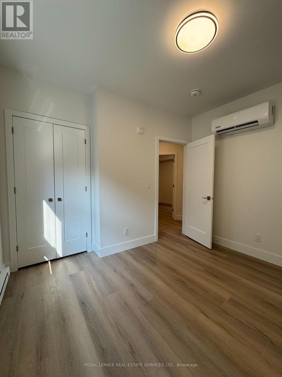 C - 61 PINEHURST AVENUE — photo 4