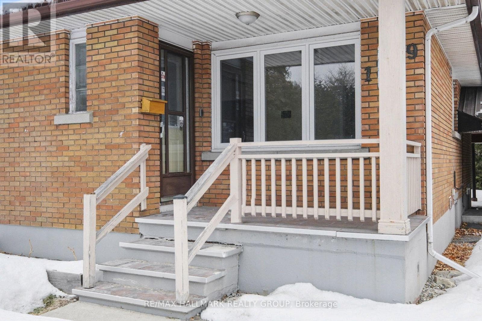 1299 EVANS BOULEVARD — photo 4