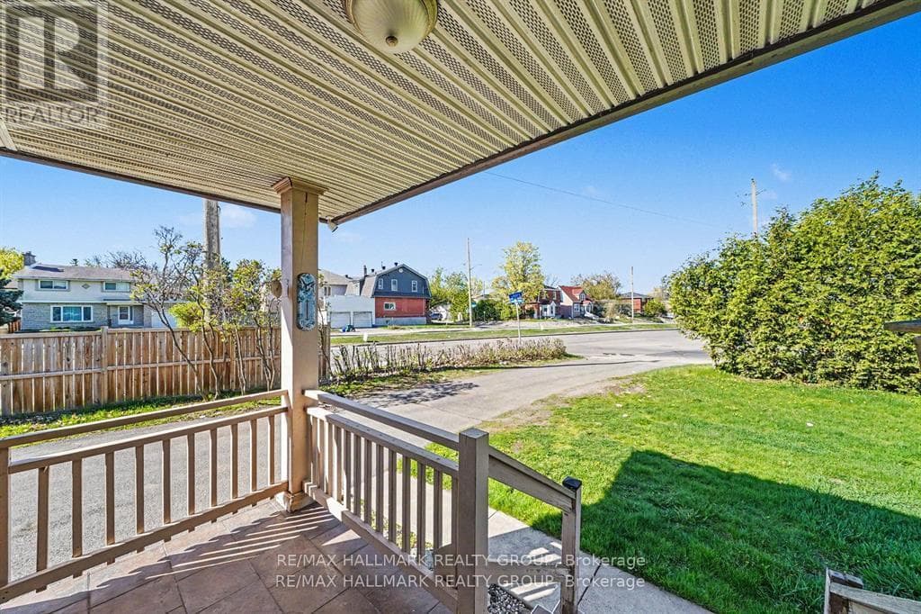 1299 EVANS BOULEVARD — photo 3