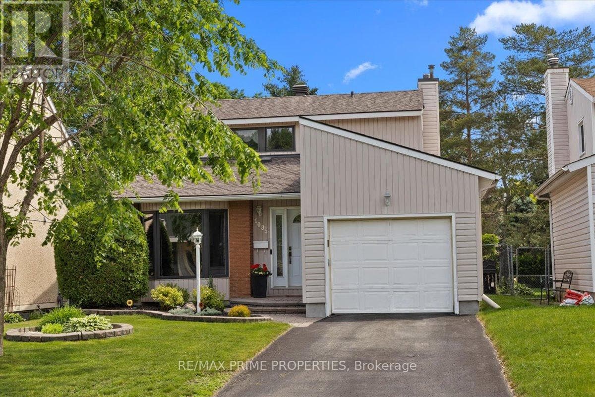 1085 CHATEAU CRESCENT — photo 1