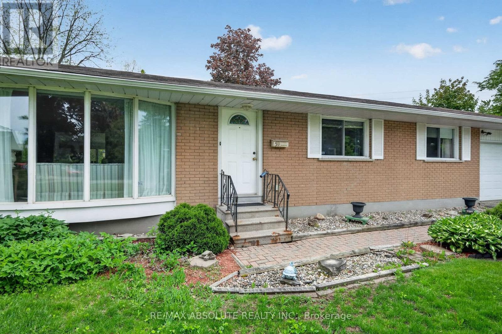 59 EVERGREEN DRIVE — photo 2