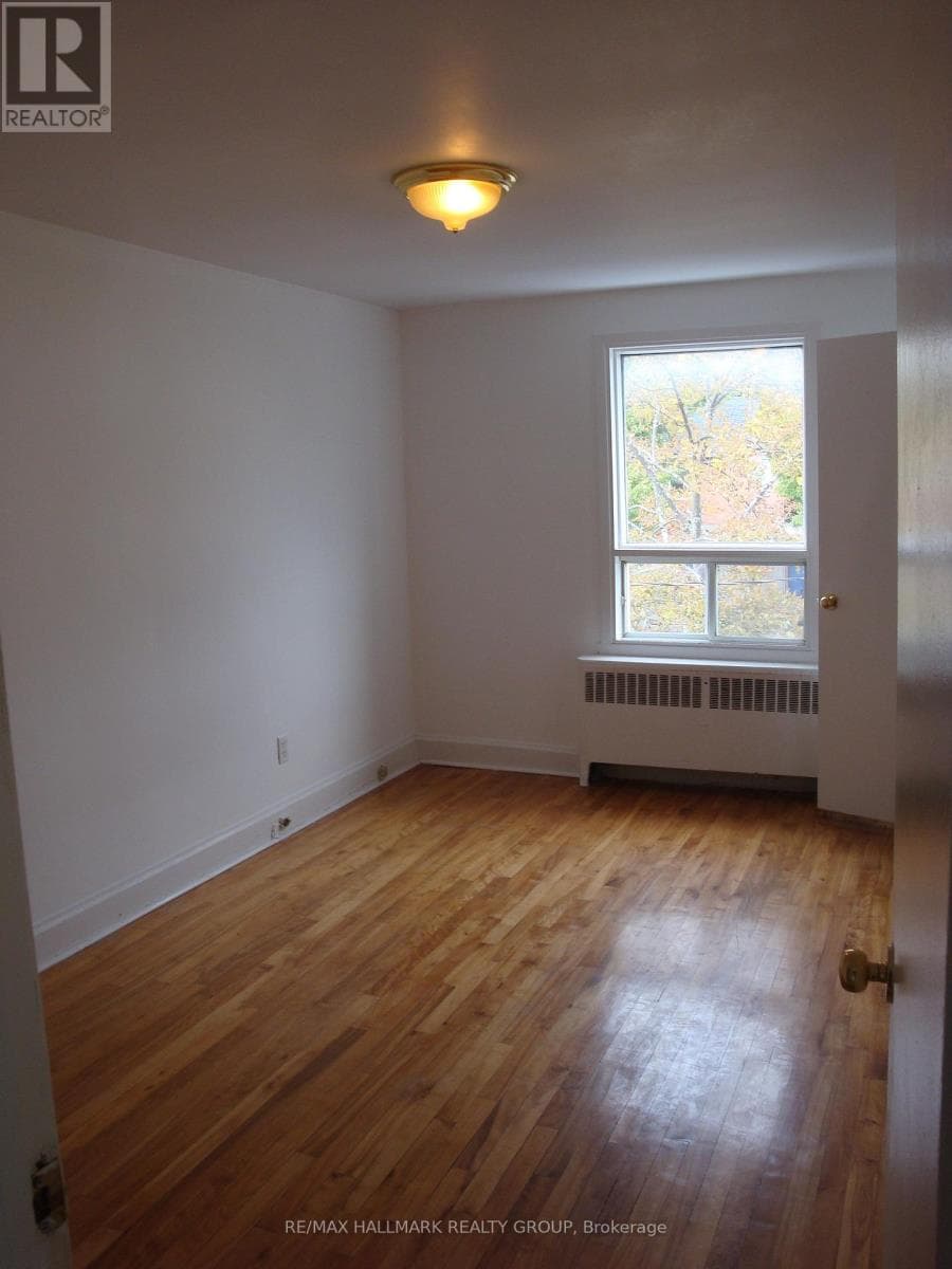 142 STE CECILE STREET — photo 3