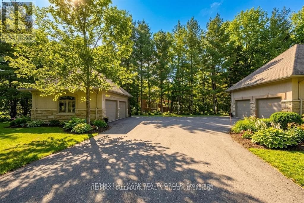 5800 QUEENSCOURT CRESCENT — photo 2