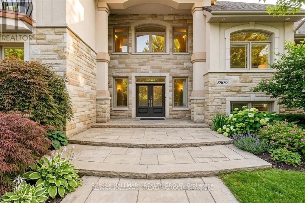 5800 QUEENSCOURT CRESCENT — photo 3