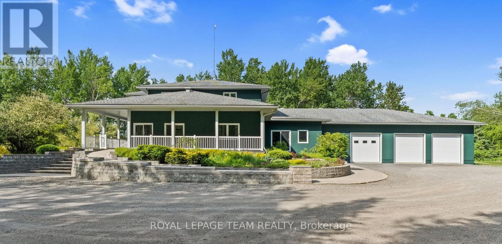 1526 CARSONBY ROAD E — photo 3