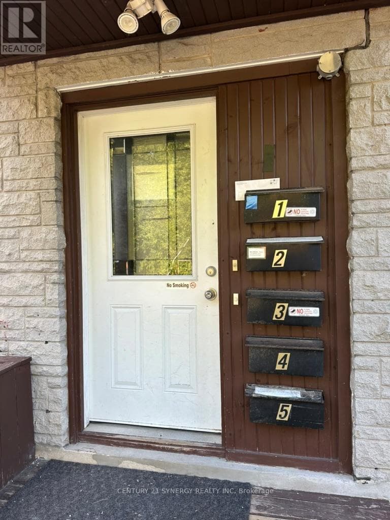 5 - 210 CANTIN STREET — photo 2