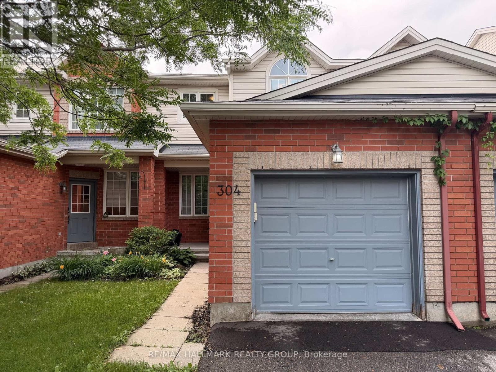 304 APPLECROSS CRESCENT — photo 2