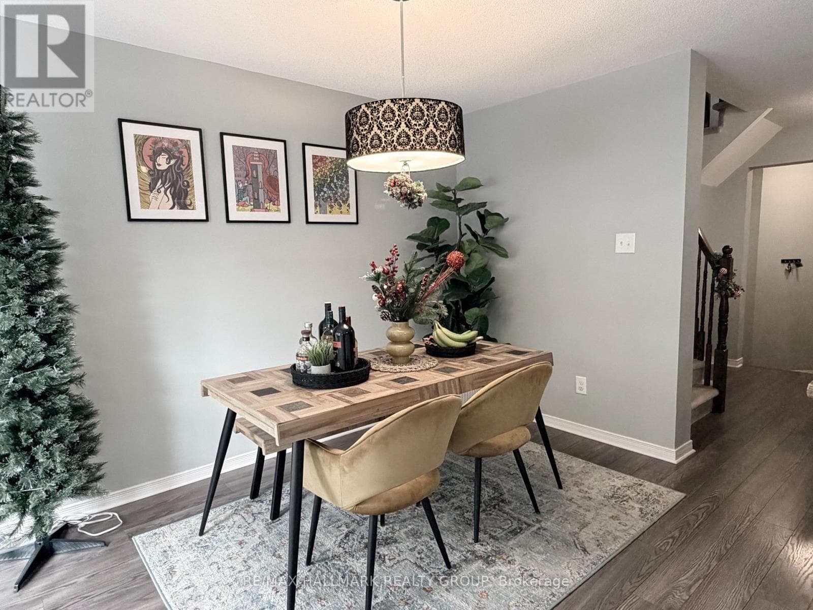 304 APPLECROSS CRESCENT — photo 3
