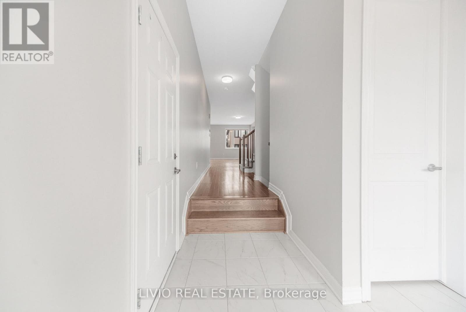 56 JARGEAU ROAD — photo 2