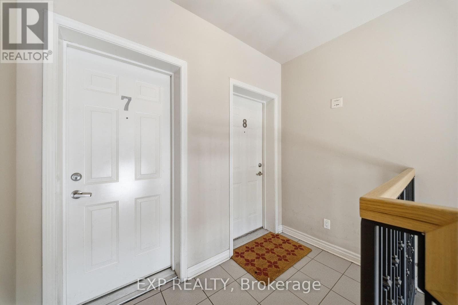 8 - 369 PASEO PRIVATE — photo 2