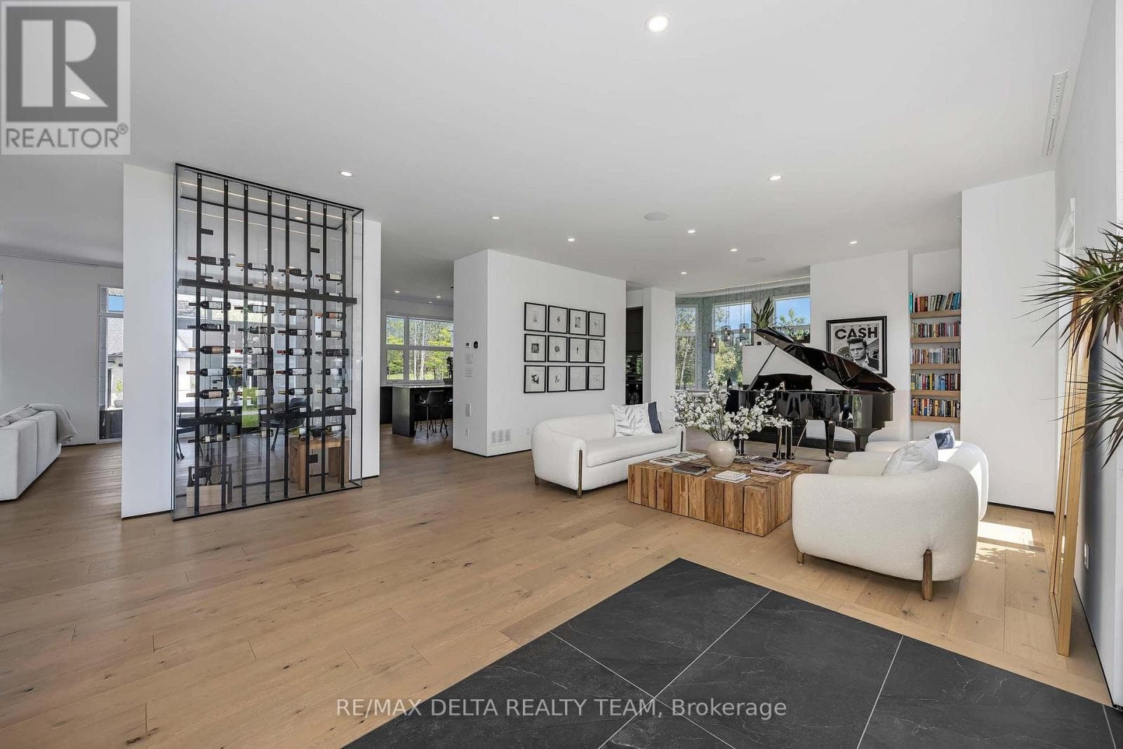 1255 ARBUSTE AVENUE — photo 4