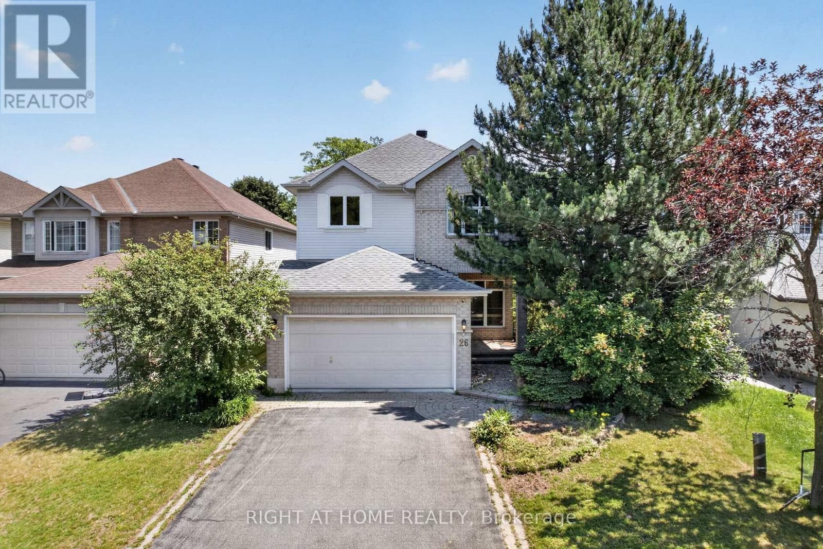 26 EVANSHEN CRESCENT — photo 1