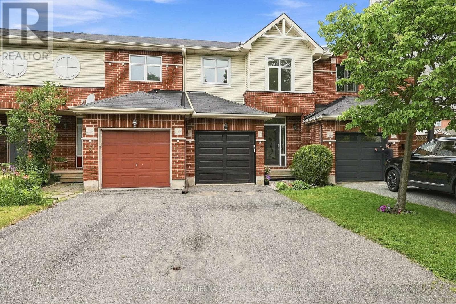 3 REDDING WAY — photo 1