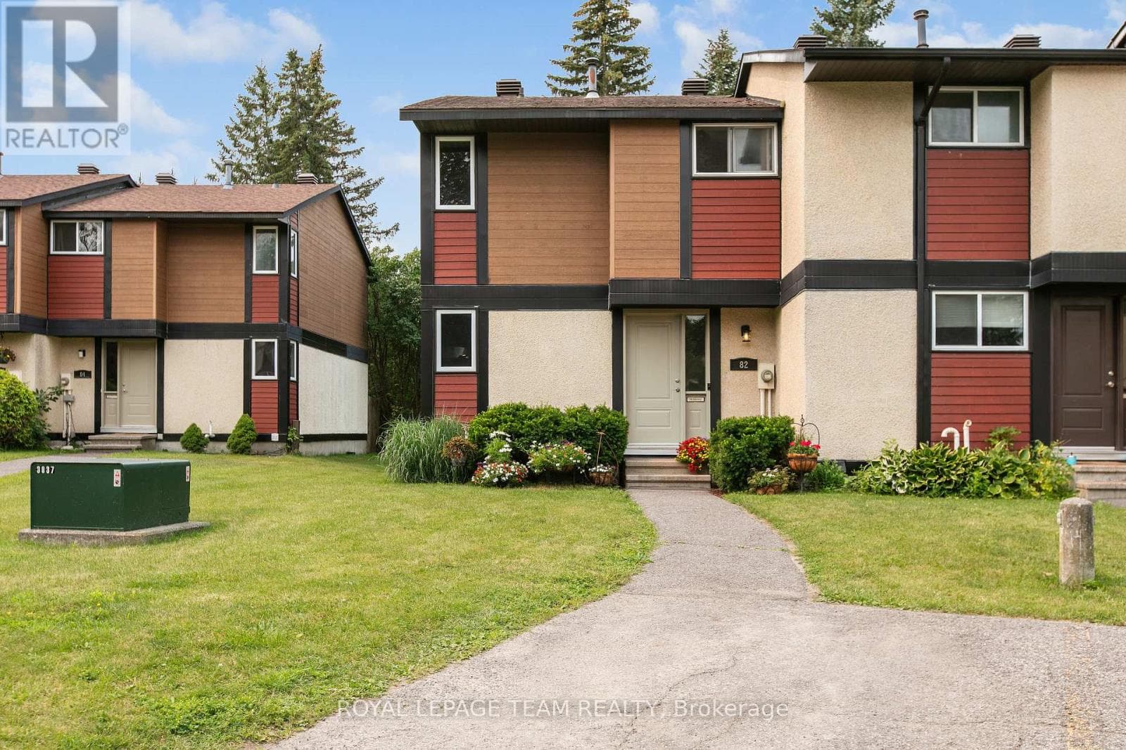 68 - 82 MCCLINTOCK WAY — photo 1