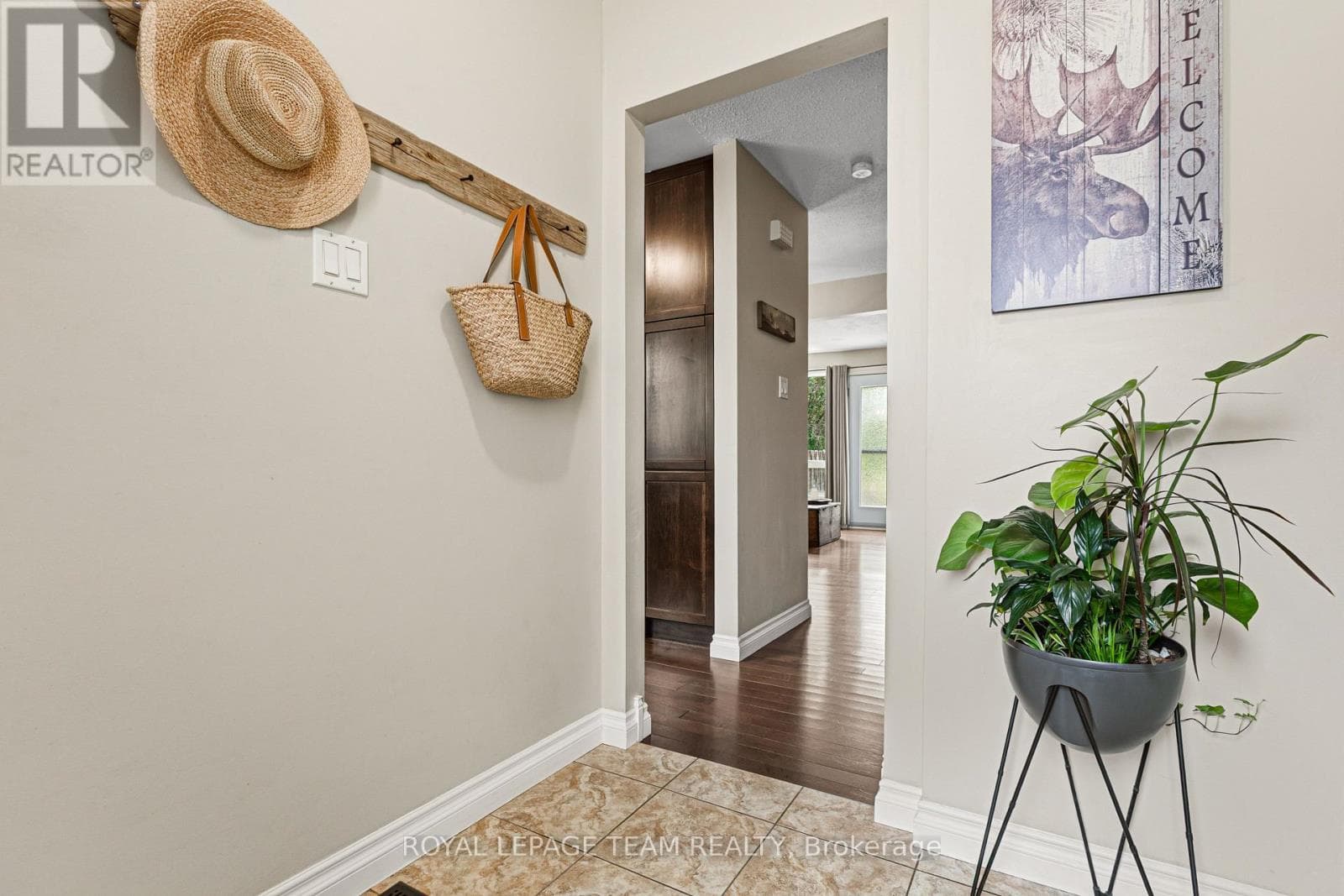 68 - 82 MCCLINTOCK WAY — photo 4