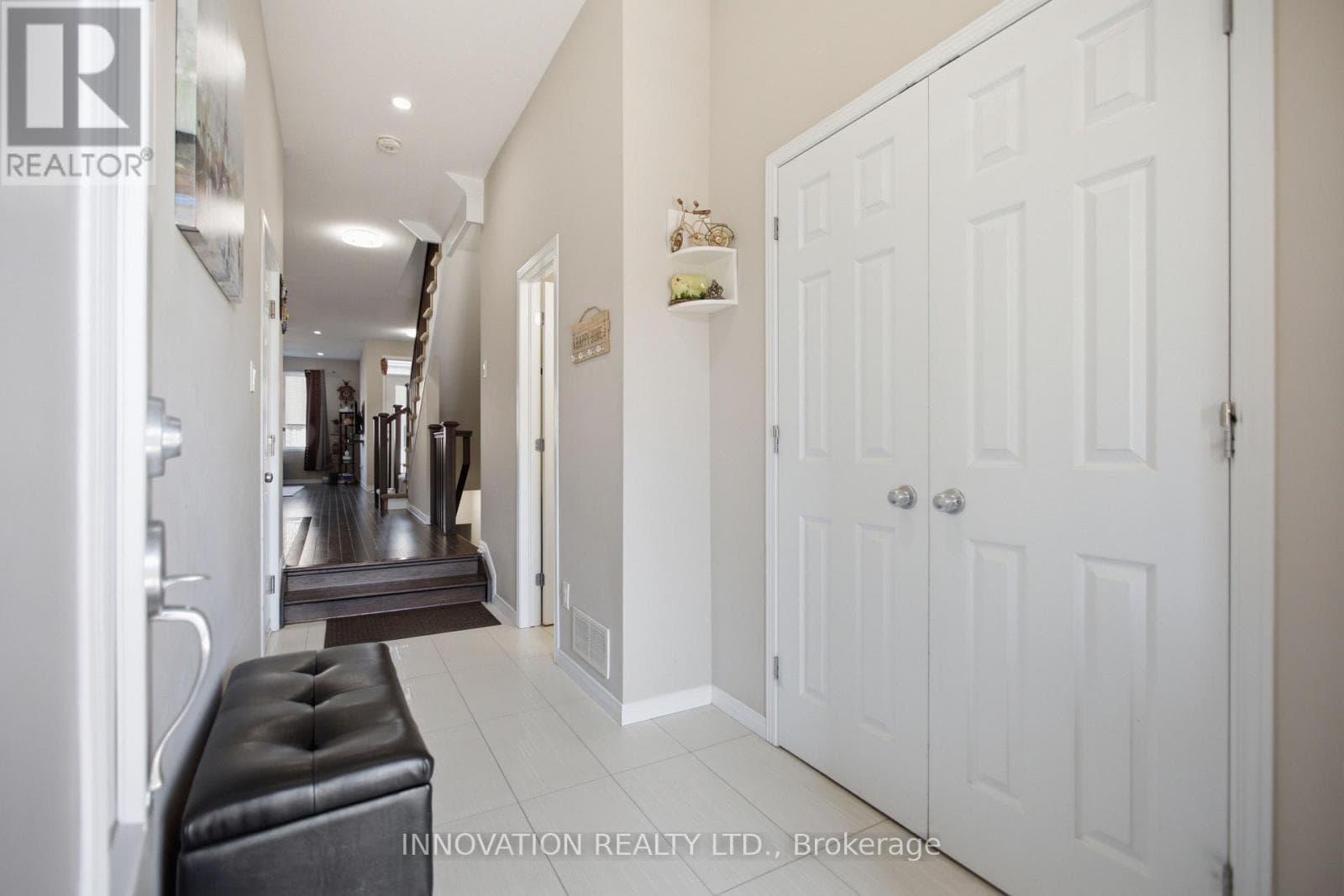 517 DRESSAGE AVENUE — photo 2