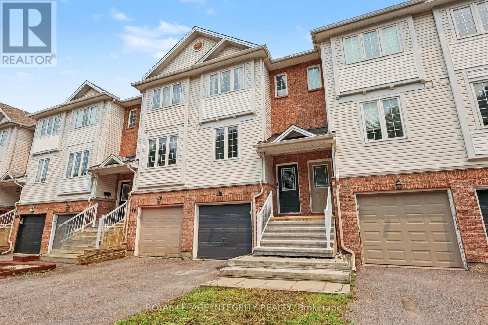 474 SEYTON DRIVE — photo 2
