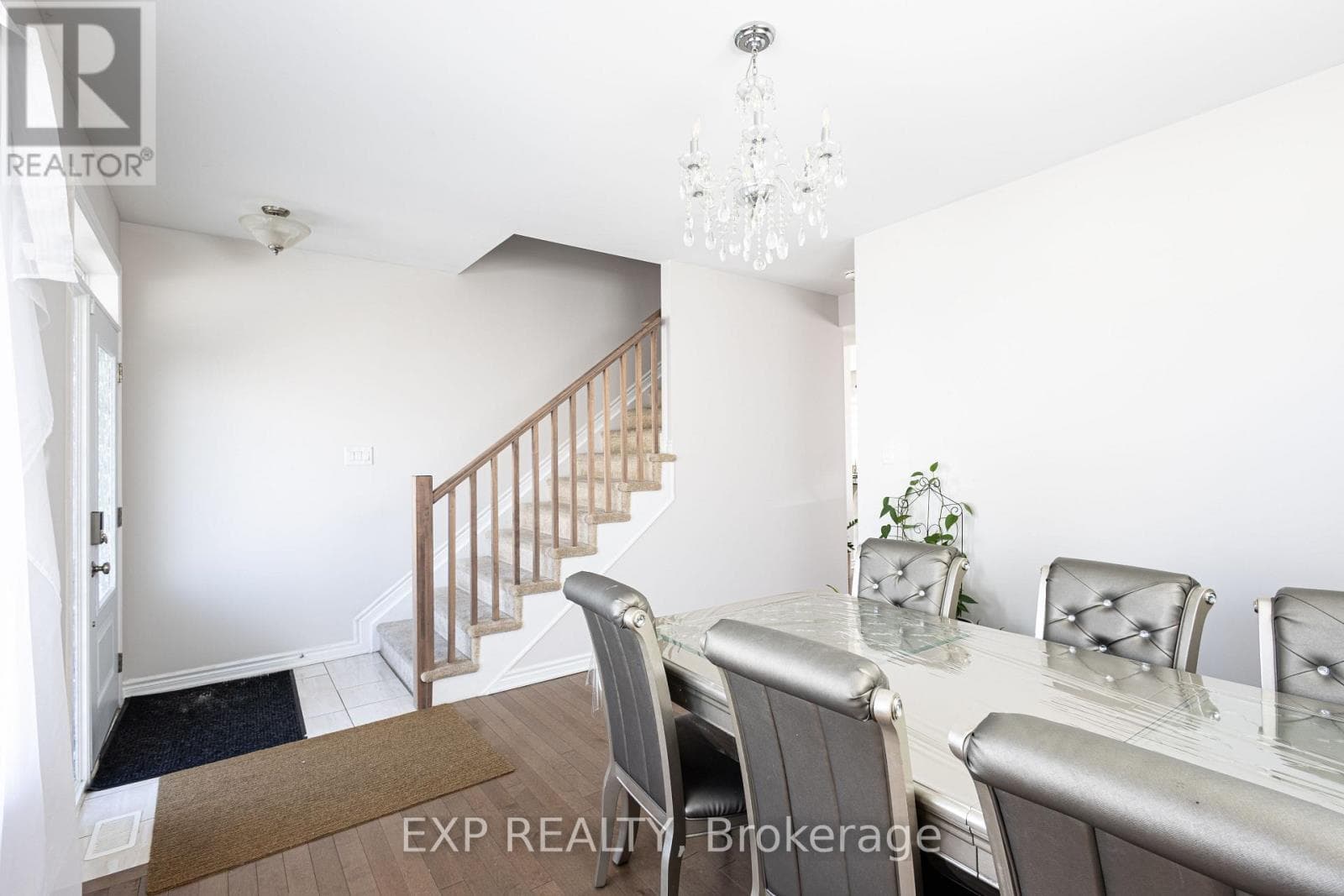 1008 CARDEN LANE — photo 3
