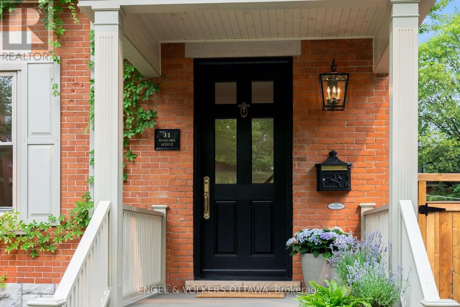 31 WOODLAWN AVENUE — photo 2
