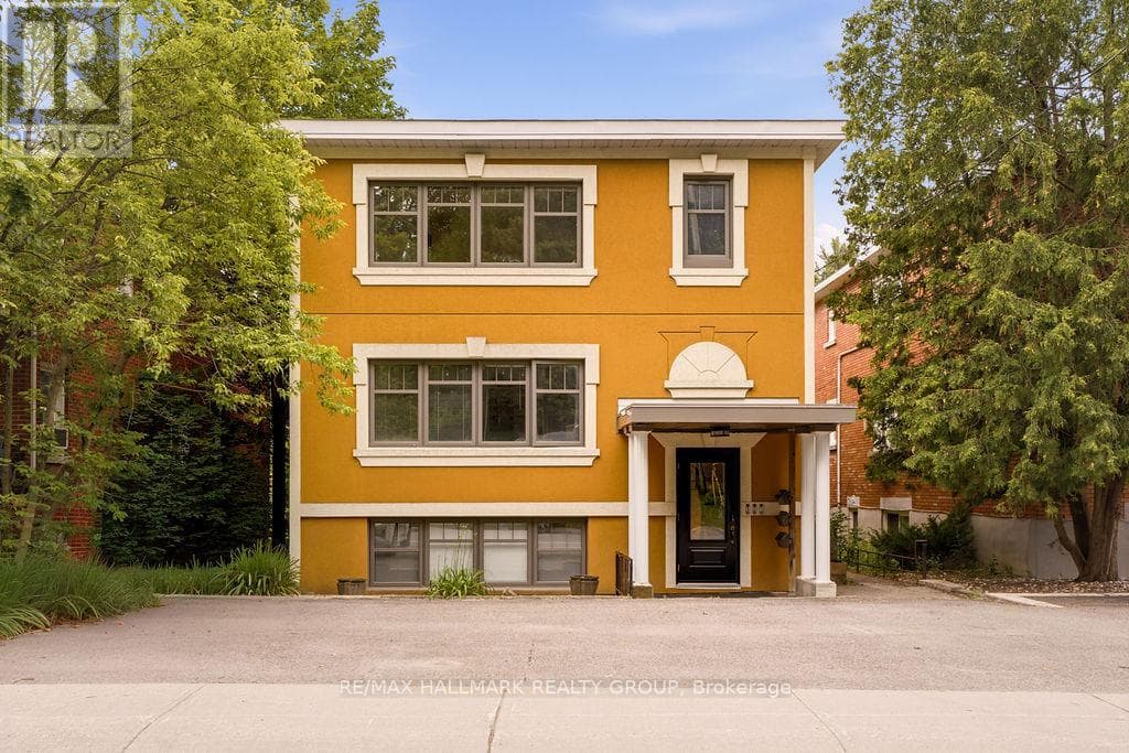 1 - 34 LAVERGNE STREET — photo 1