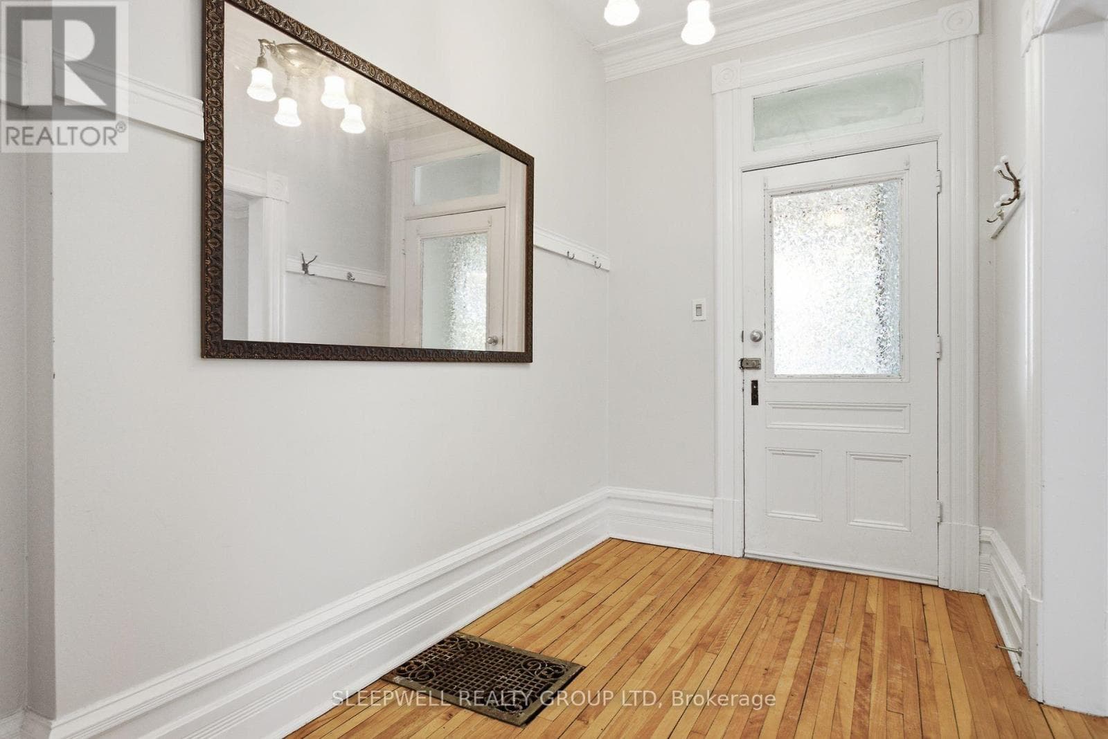 80 FOURTH AVENUE — photo 3