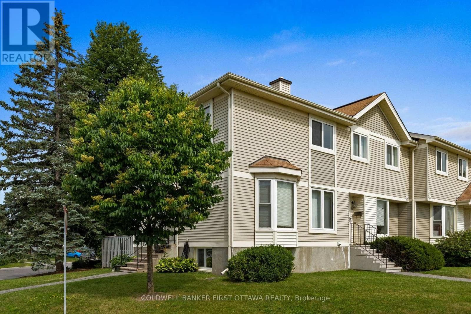 6 - 108 MCDERMOT COURT — photo 3