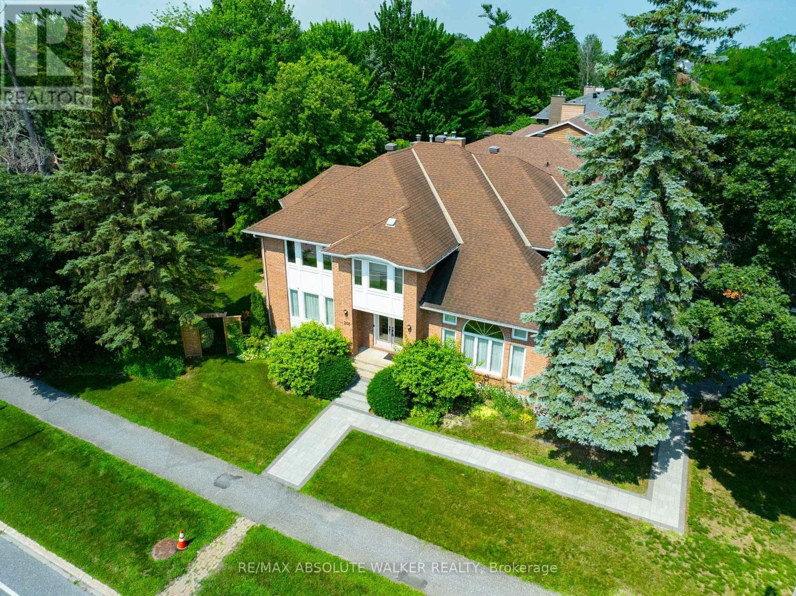 268 PINE HILL DRIVE — photo 2