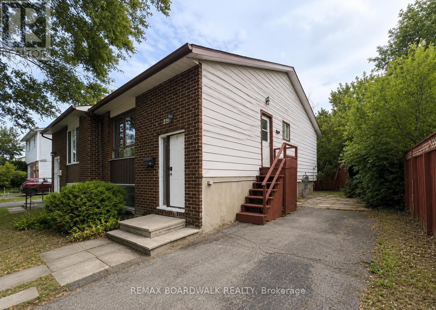 1 - 222 CASTLEFRANK ROAD — photo 3